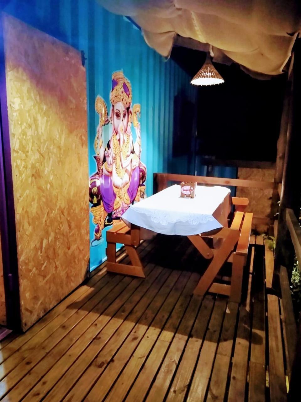 Hindu Box Containers E Cabanas ปรายาโดโฮซา ภายนอก รูปภาพ